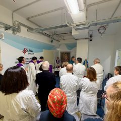 Alghero: la messa celebrata dal Vescovo Monsignor Mauro Maria Morfino